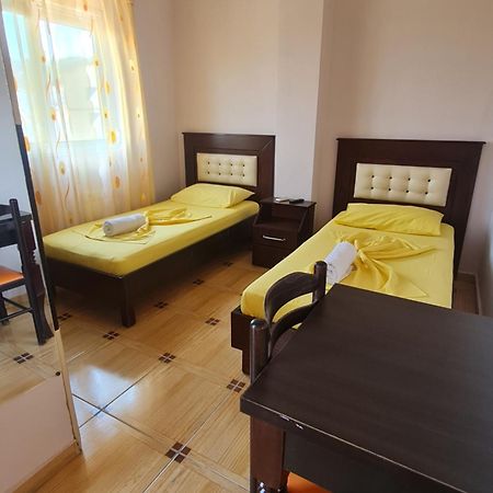 Gjirokastër Hotel Brace מראה חיצוני תמונה