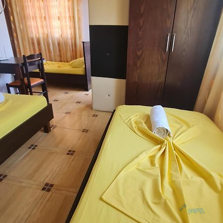 Gjirokastër Hotel Brace מראה חיצוני תמונה