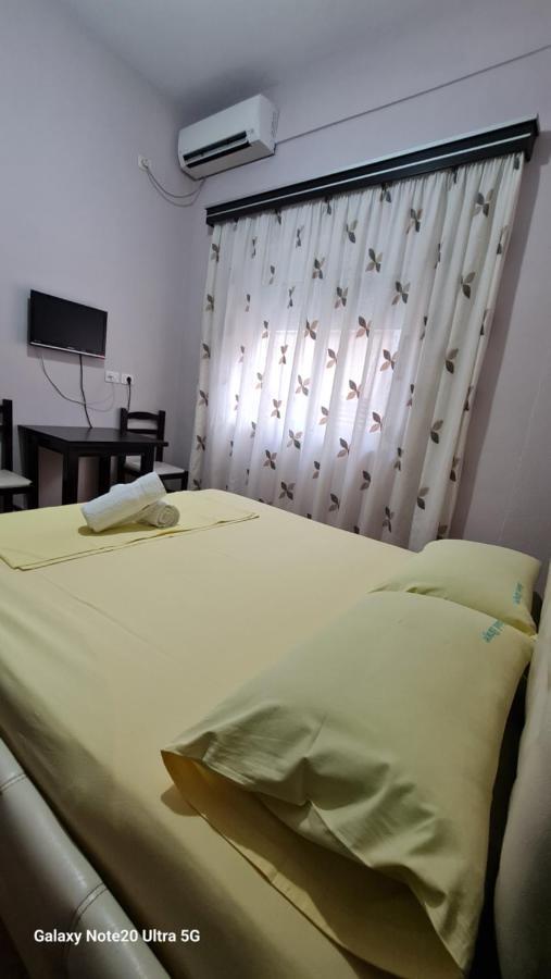 Gjirokastër Hotel Brace מראה חיצוני תמונה