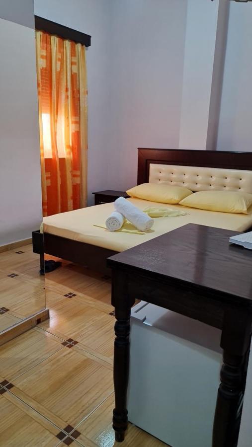 Gjirokastër Hotel Brace מראה חיצוני תמונה