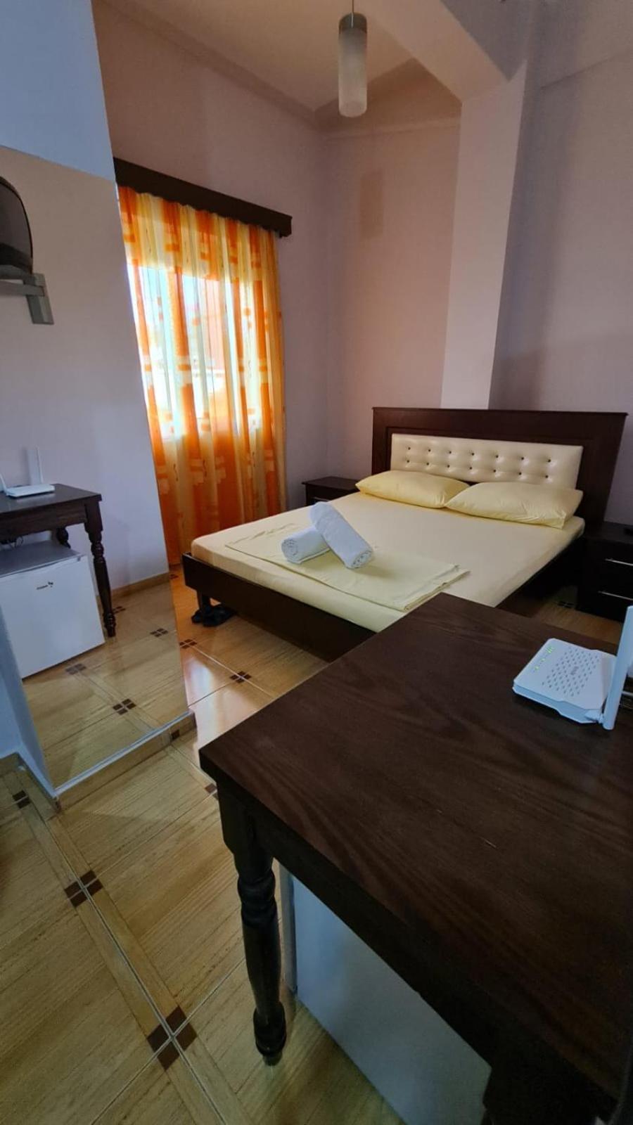 Gjirokastër Hotel Brace מראה חיצוני תמונה