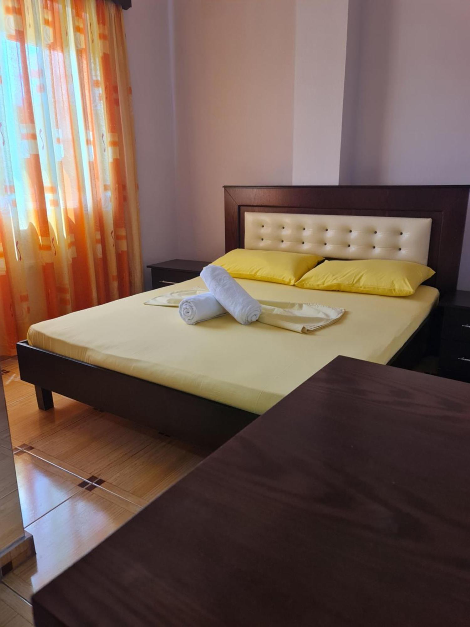 Gjirokastër Hotel Brace מראה חיצוני תמונה
